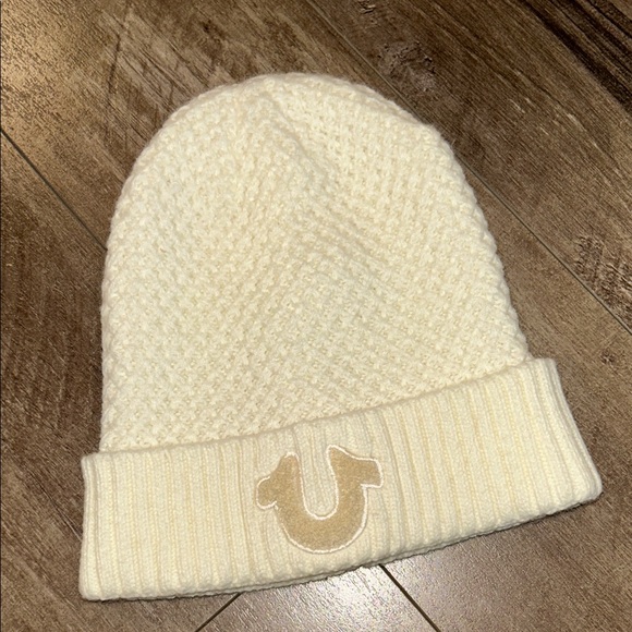 True Religion Accessories - TRUE RELIGION BEANIE CREAM NWOT
